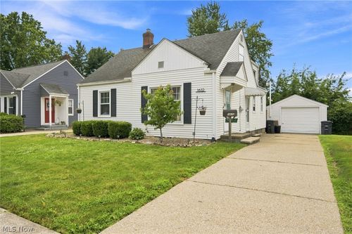 1632 Rockford St, Akron, OH, 44301-2511 | Card Image