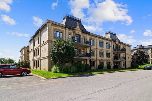 101-20 Rue Des Manoirs, Charlemagne, QC, J5Z5H3 | Card Image