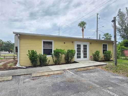 ste-100-7901 N Nebraska Ave, TAMPA, FL, 33604-4270 | Card Image