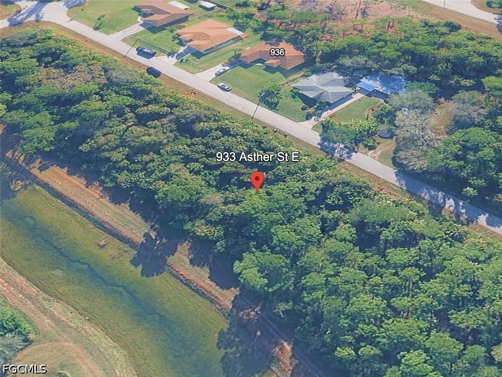 Land in Lehigh Acres