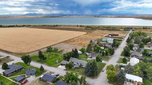 608 2nd St, Valier, MT, 59486-5538 | Card Image
