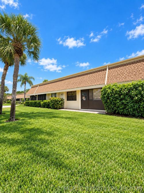 d-107 Half Moon Cir, Jupiter, FL, 33458-8602 | Card Image