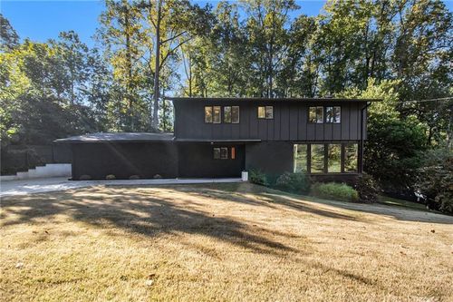 3555 Eaglerock Dr, Doraville, GA, 30340-4103 | Card Image