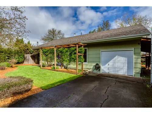 2125 W 19th Pl, Eugene, OR, 97405 | Card Image