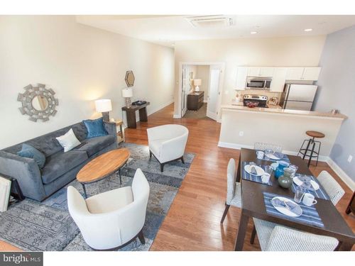 306-600 N Broad St, PHILADELPHIA, PA, 19130-3402 | Card Image