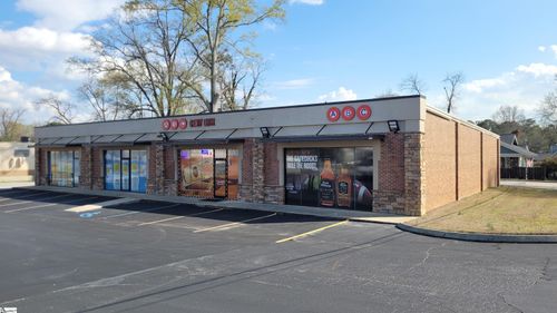 463 Calhoun Ave, Greenwood, SC, 29649-2063 | Card Image