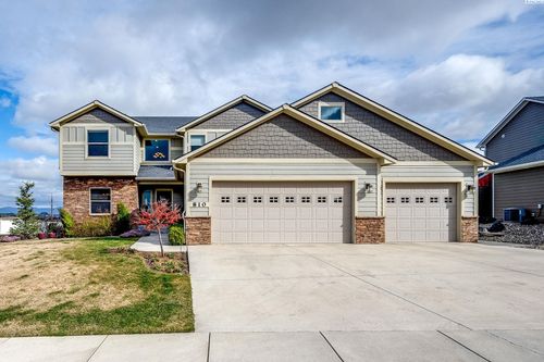 810 Sw Windy Point Ct, Pullman, WA, 99163-3171 | Card Image