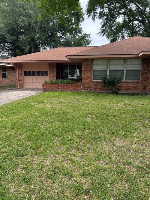 4022 Cheena Dr, Houston, TX, 77025-4702 | Card Image