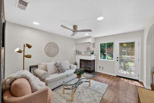 4049 San Juan Ave, Fair Oaks, CA, 95628-6800 | Card Image