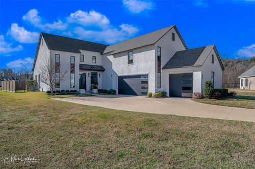 323 Belle Winds Ct, Shreveport, LA, 71106-7432 | Card Image