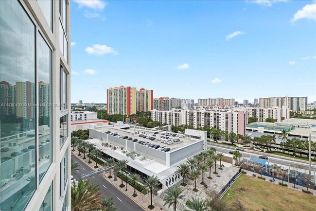 UNIT-1202 - 200 Sunny Isles Blvd, Condo with 3 bedrooms, 2 bathrooms and null parking in Sunny Isles Beach FL | Image 4