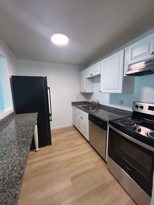 apt-9-707 Bedford St, Abington, MA, 02351-1629 | Card Image