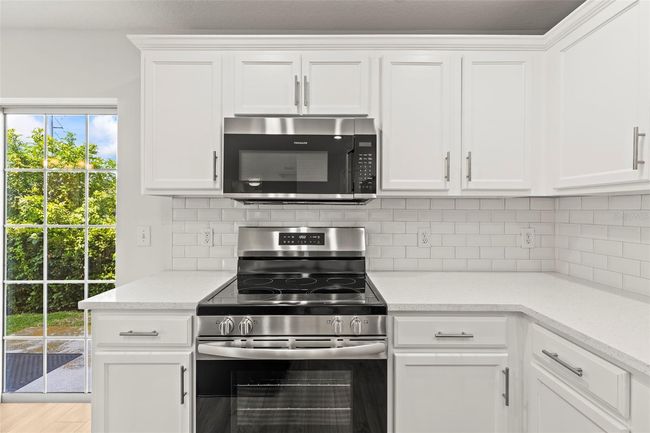 2032 Sunset Meadow Dr, Townhouse with 4 bedrooms, 3 bathrooms and null parking in CLEARWATER FL | Image 9