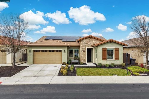 9466 9466 Davenport Cir, Discovery Bay, CA, 94505 | Card Image