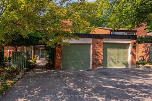 5-1560 Kerns Rd, Burlington, ON, L7P3A7 | Card Image