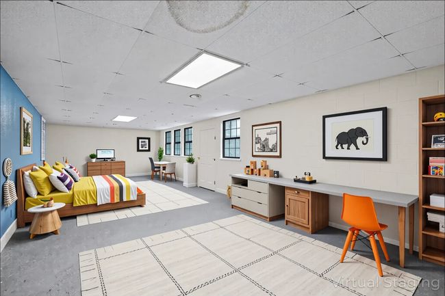 Virtual staged : Bedroom with an office area and a drop ceiling | Image 24