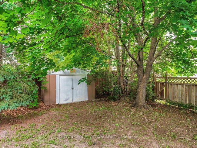 1112 St Germain Cres, House other with 4 bedrooms, 2 bathrooms and 2 parking in Orleans ON | Image 47