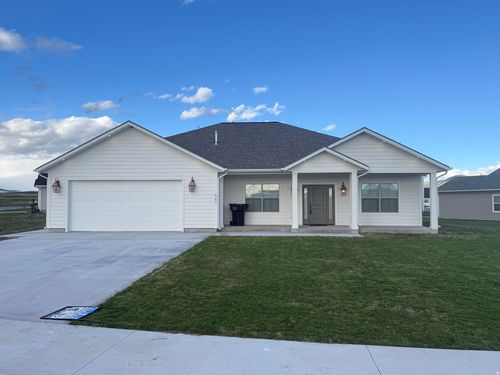 561 Eagle Dr, Preston, ID, 83263-5391 | Card Image