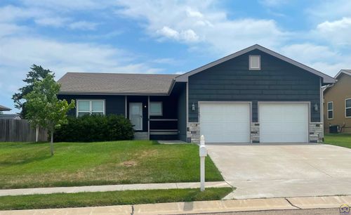 4304 Se Whiteoak Ln, Topeka, KS, 66609-1694 | Card Image