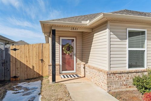 1821 Hannah Ln, Oklahoma City, OK, 73127-1159 | Card Image