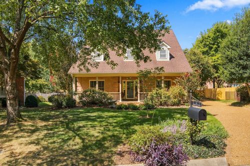455 Forrest Park Cir, Franklin, TN, 37064-8912 | Card Image