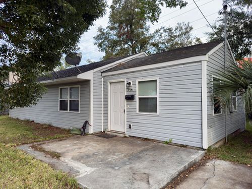 2351 Elegans Dr, North Charleston, SC, 29405-8203 | Card Image