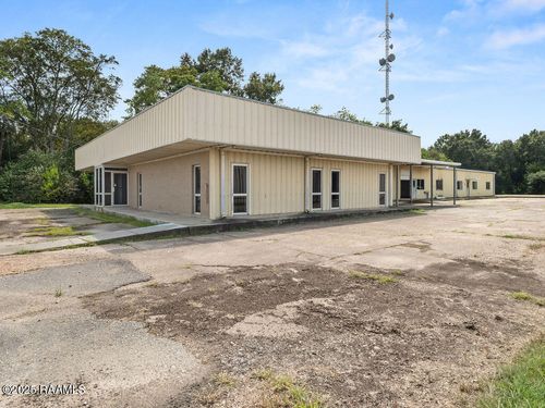 819 Industrial Rd, Eunice, LA, 70535-3934 | Card Image