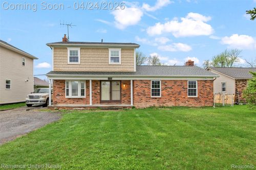 32204 Truman Rd, Rockwood, MI, 48173-9604 | Card Image