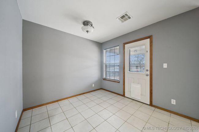 27310 W 15 Th St S, House other with 3 bedrooms, 2 bathrooms and null parking in Sand Springs OK | Image 17