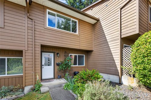 6-855 Howard Ave, Nanaimo, BC, V9R5V4 | Card Image