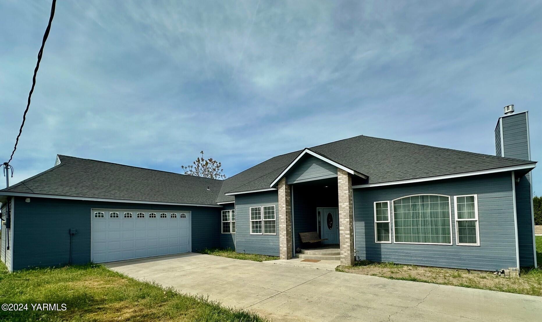 Lester Rd, Sunnyside, WA 98944