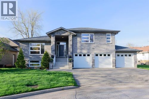 1798 Argus Street, Lasalle, ON, N9J3G4 | Card Image