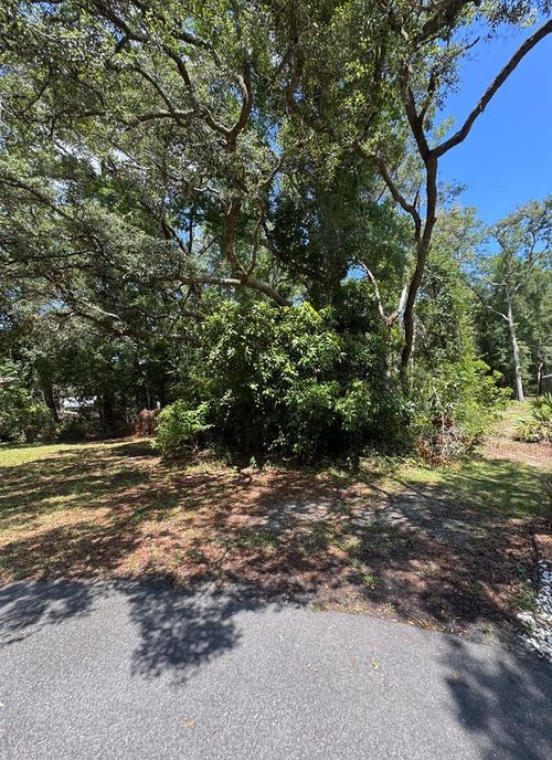 17131 Nw 82nd Ter, FANNING SPRINGS, FL, 32693-8492 | Card Image