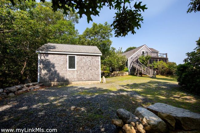100 Gosnolds Way, House other with 4 bedrooms, 3 bathrooms and null parking in Chilmark MA | Image 39