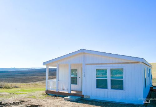 706 Willow St, Nezperce, ID, 83543 | Card Image