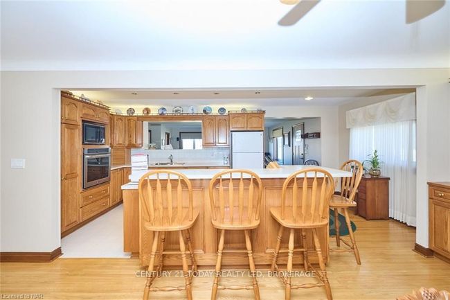 1284 Line 7 Rd, House other with 3 bedrooms, 2 bathrooms and 10 parking in Niagara on the Lake ON | Image 18