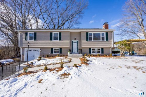 5 Briarwood Ln, Branford, CT, 06405-4301 | Card Image