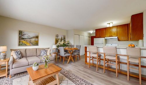 apt-205-2216 Pleasant Ave, Minneapolis, MN, 55404-3237 | Card Image
