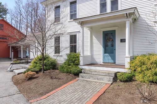 228 Maple St, Hopkinton, NH, 03229-3339 | Card Image