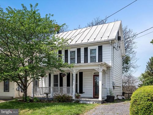 5479 Main St, STEPHENS CITY, VA, 22655-2832 | Card Image