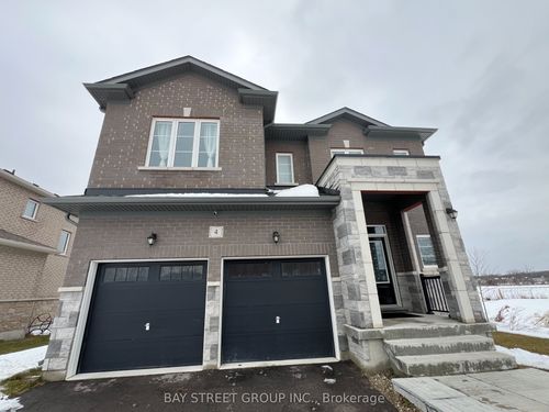 4 Middleton Dr, Wasaga Beach, ON, L9Z0K9 | Card Image