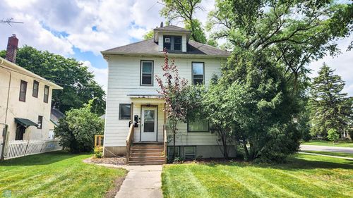 728 8th St N, Fargo, ND, 58102-7303 | Card Image