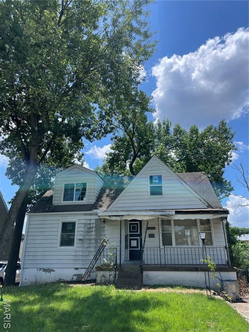 9812 Zykan Dr, Saint Louis, MO, 63114-2542 | Card Image
