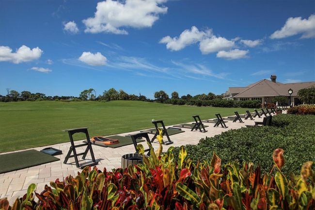 UNIT-1215 - 9641 Castle Point Dr, Condo with 2 bedrooms, 2 bathrooms and null parking in Sarasota FL | Image 63