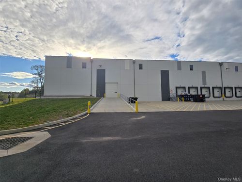 625 Corporate Way, Valley Cottage, NY, 10989-2003 | Card Image