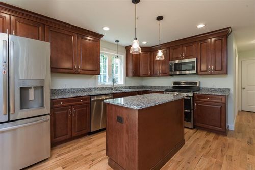 723 1st Nh Tpke, Northwood, NH, 03261-3304 | Card Image