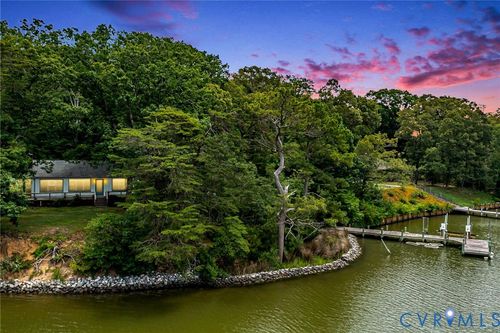 142 Bridge Ln, Reedville, VA, 22539-3603 | Card Image