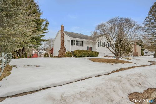 335 Judson Ave, Mystic, CT, 06355-2111 | Card Image