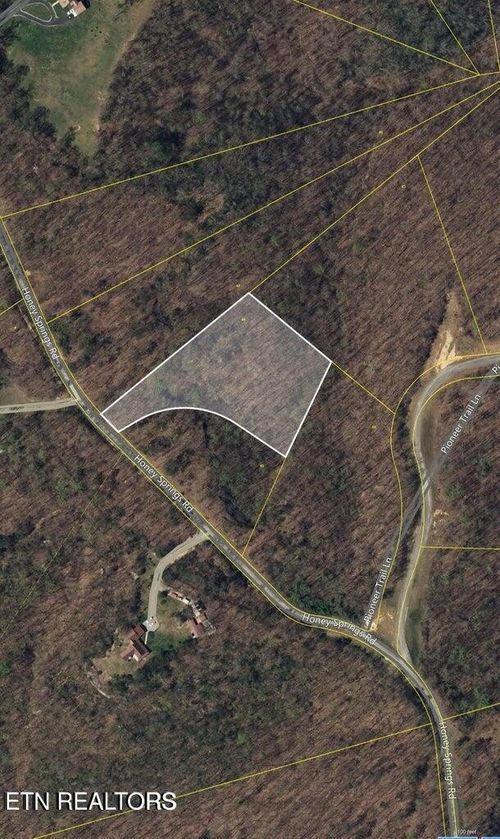 321 Honey Springs Rd, Crawford, TN, 38554-3439 | Card Image