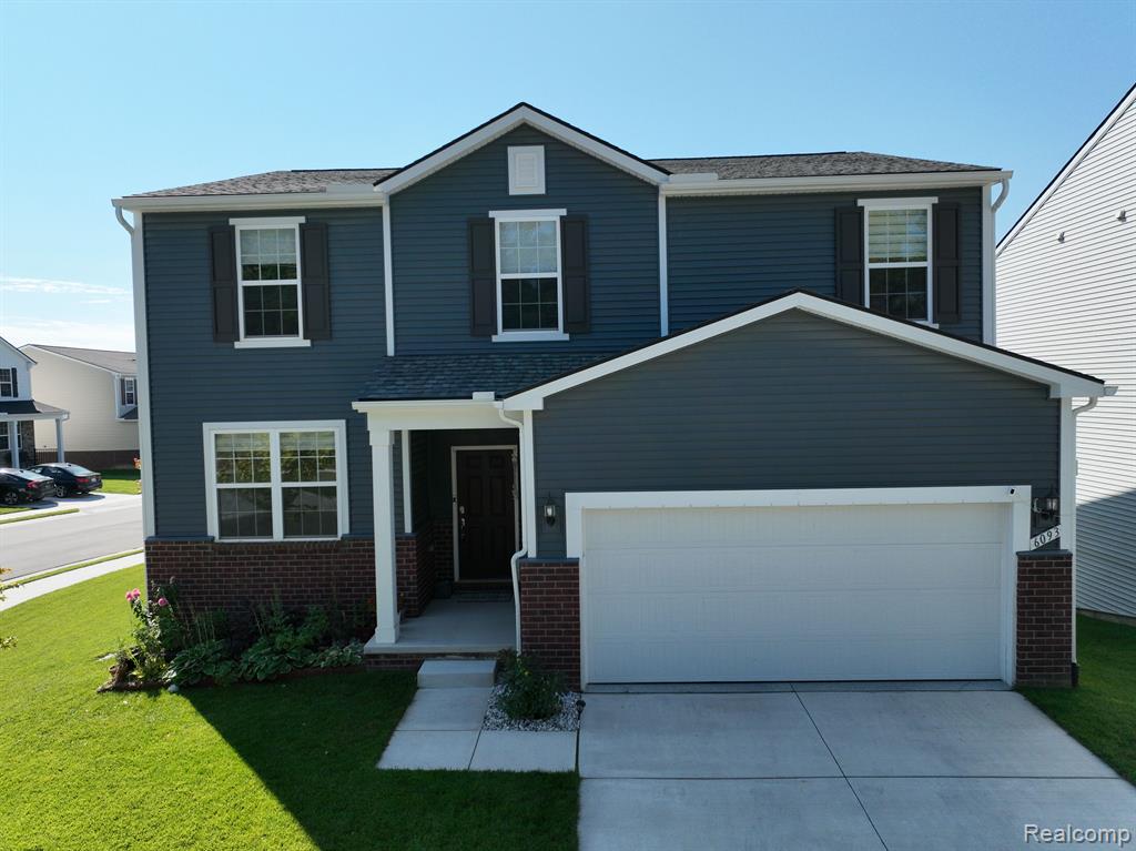 Fieldstone Cir, South Lyon, MI 48178